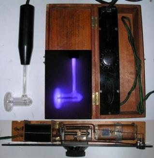 An antique violet ray machine, 20th century.